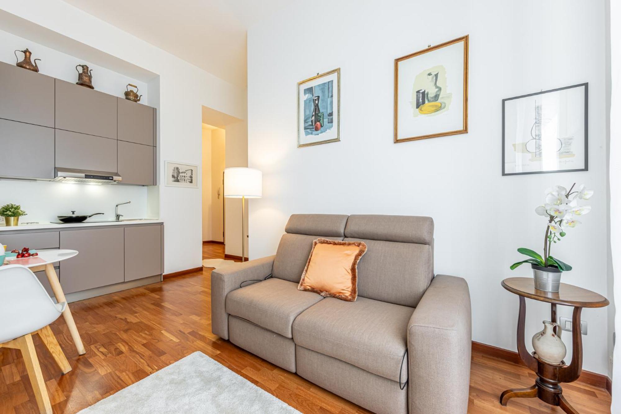 Luxury, Modern & Charming Near Station Mailand